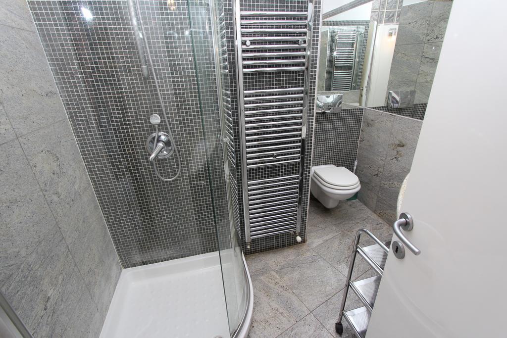 Apartment Lycia Rovinj Zimmer foto